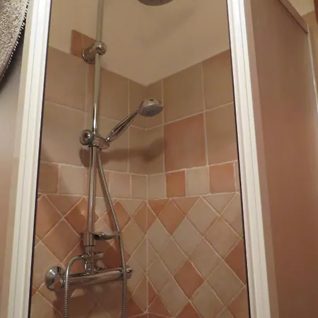 Domoruja Отель типа 